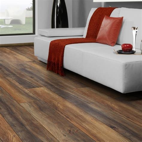 Distressed Harbour Oak Laminate Flooring - Floor Depot