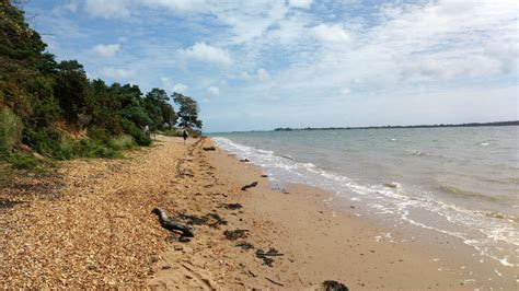 10 of the Best Sandy Beaches in Dorset - Mini Travellers - Family Travel & Family Holiday Tips