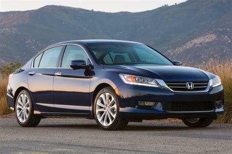 Used 2015 Honda Accord LX Sedan Review & Ratings | Edmunds