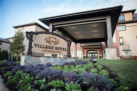 VILLAGE HOTEL ON BILTMORE ESTATE (ASHEVILLE, CAROLINA DO NORTE): 949 ...