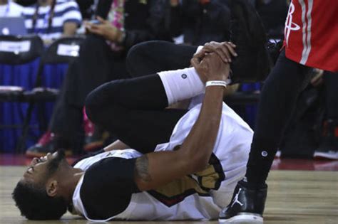 Anthony Davis Injury: Pelicans Star Suffers Leg Contusion vs. Rockets ...