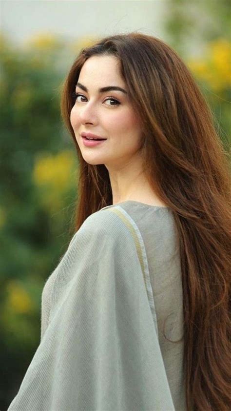 8 Pakistani DIY beauty secrets Pak actresses swear by; Skincare & haircare