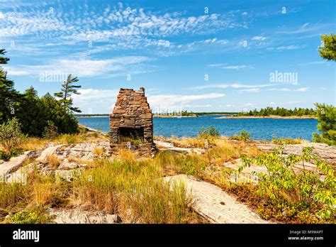 Old stone structure structures hi-res stock photography and images - Alamy