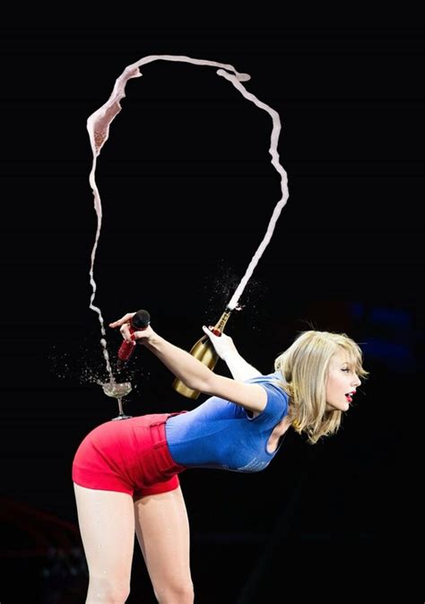 Awkward Pic Of Taylor Swift Gets Photoshopped Into Hilarity