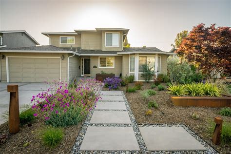 Campbell Front Yard Xeriscape - Modern - Landscape - San Francisco - by ...