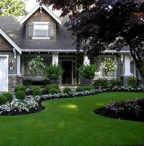 20+ Popular Front Yard Hardscape Ideas - SWEETYHOMEE