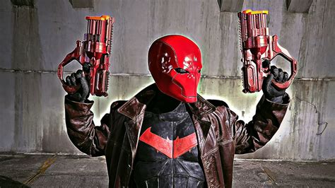 Daniel Gregory Shows Off Awesome Red Hood Cosplay — GeekTyrant