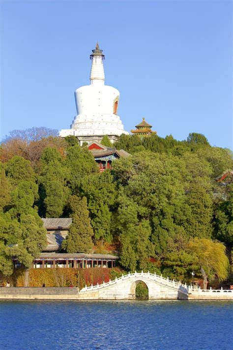 Beihai Park , Beijing, China Stock Photo - Image of nature, beihai ...