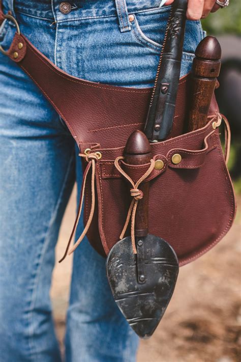 Garden Tool Belt-Walnut Leather & Antique Brass - Revivall Clothing