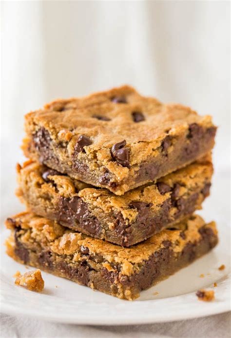 Peanut Butter Chocolate Bars (7 Ingredients!) - Averie Cooks | Recipe | Desserts with chocolate ...