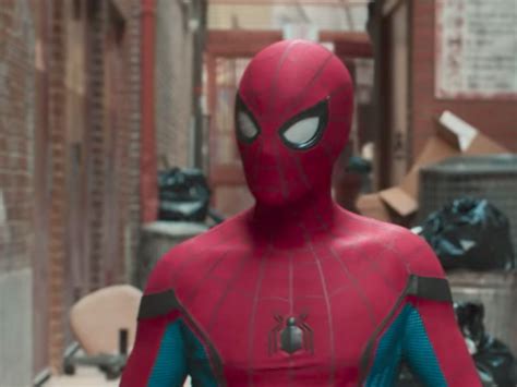 New 'Spider-Man: Homecoming' trailer shows off Spidey suit - Business ...