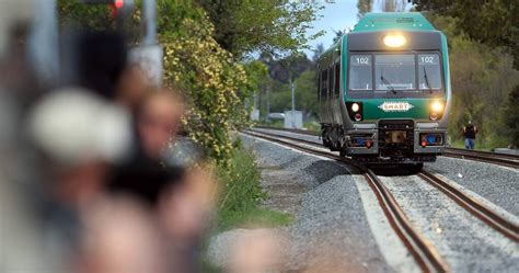 Sonoma-Marin Area Rail Transit considers first-year fares