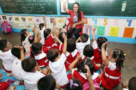 Public school teachers’ debts rose to P319B in 2 years – DepEd