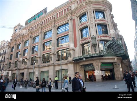 El Corte Ingles, Department Store, Shopping, Barcelona Stock Photo - Alamy