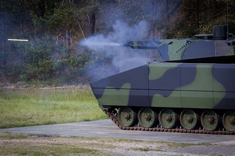 Rheinmetall Lynx KF41 | The first of three Lynx for Australia is ...