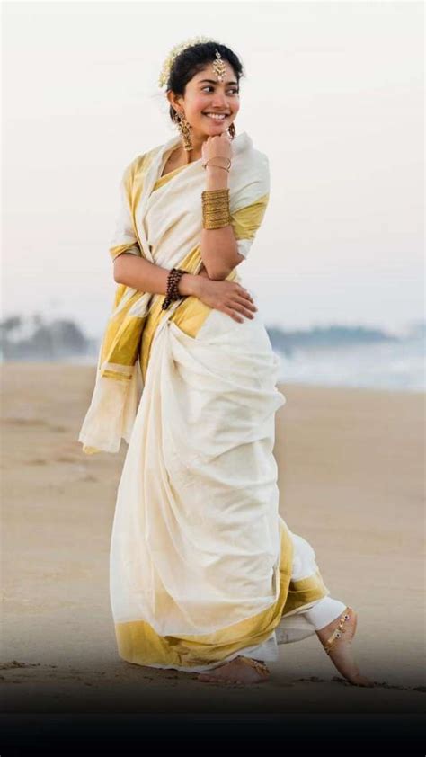 Sai Pallavi Beautiful Saree Looks