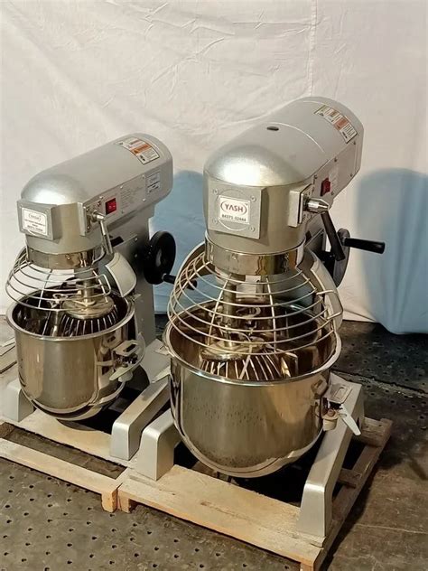 Mild Steel Bakery Mixer, Capacity: upto 20 kg at Rs 95600 in Mohali | ID: 23980270255