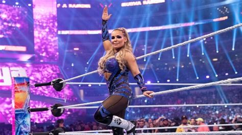 Former SmackDown Women's Champion reflects on the time when she cried ...