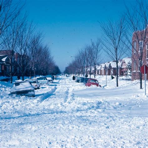 40 Amazing Color Pics Capture Chicago During the 1967 Blizzard ~ Vintage Everyday