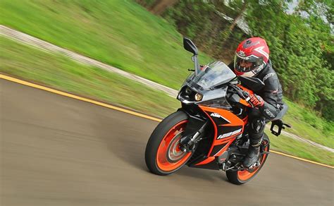 KTM RC 125 First Ride Review