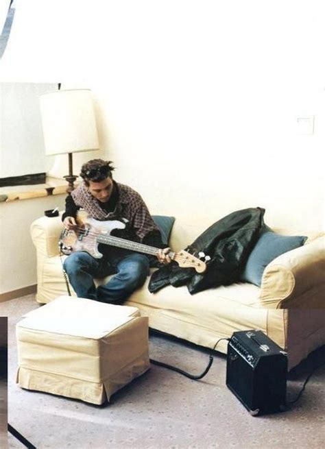 Johnny and his guitar - Johnny Depp Photo (33146375) - Fanpop