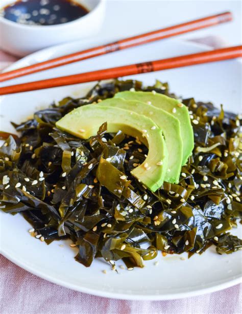 How to Make Asian Seaweed Salad - clean cuisine