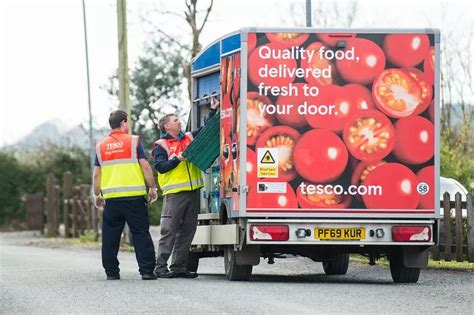 Tesco makes change to delivery charges - and shoppers say 'it's too ...