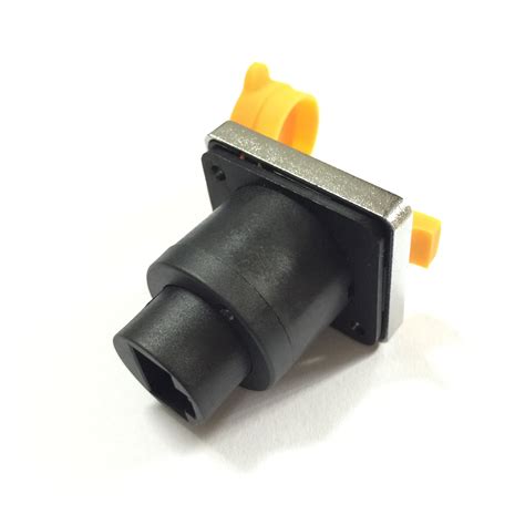 Metal Round Waterproof RJ45 Connector IP65 Environmentally Friendly Materials