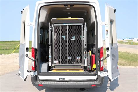 4x4 Rear Lift Ford Transit For Wheelchair & Passenger Use| MoveMobility