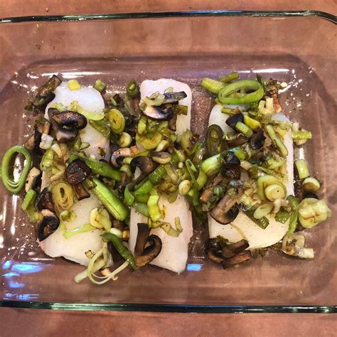 Halibut with Sauteed Leeks and Mushrooms