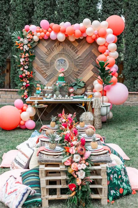 21 Stunning Moana Party Supplies + Ideas - Mimi's Dollhouse