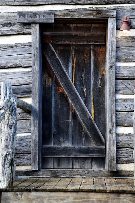 Old Cabin Front Door Free Stock Photo - Public Domain Pictures
