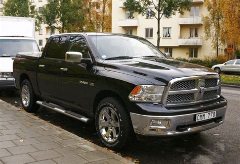 Dodge Ram 1500 5.7 Hemi 4.gen 2009- | Dodge trucks, Dodge ram, Vintage ...