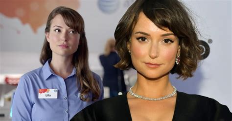 AT&T Girl Milana Vayntrub's Personal Life Is Incredibly Mysterious ...