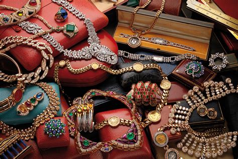 The Ultimate Guide to Bulgari Jewelry | La Patiala