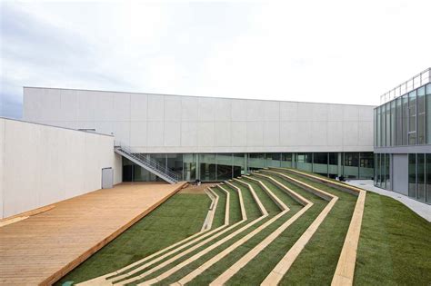 Escuela de Arte - Carcassonne / Jacques Ripault Architecture | ArchDaily Colombia