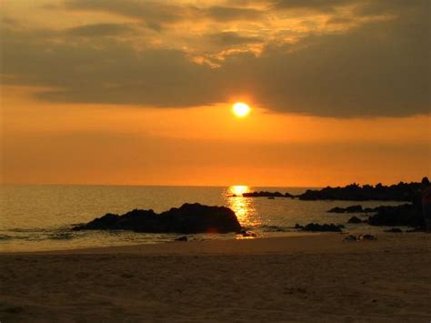 Sunset on the beach - Picture of Hapuna Beach Prince Hotel, Puako ...