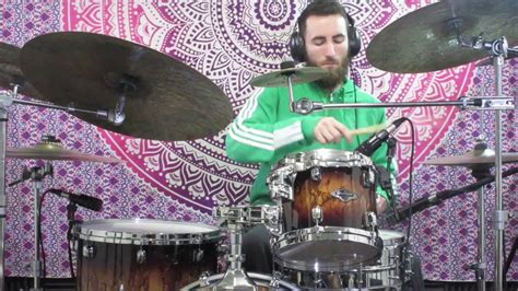 Reggae Drumming - YouTube