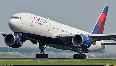 N864DA - Delta Air Lines Boeing 777-200ER at Amsterdam - Schiphol | Photo ID 354156 | Airplane ...