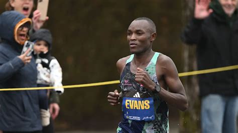 Evans Chebet Biography: Age, Weight, Coach, Training, Shoes, Pace - ABTC