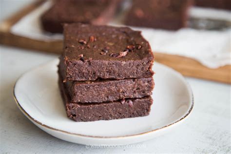 Flourless Adzuki Bean/Red Bean Brownies (So Moist and Fudgy!)