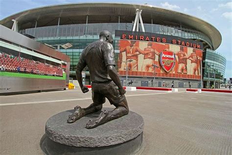 Arsenal Football Club Emirates Stadium Tour | Hekla.com