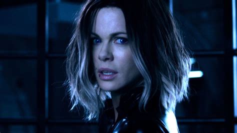 Kate Beckinsale Thinks A Surprising Star Could Have Saved Underworld | GIANT FREAKIN ROBOT