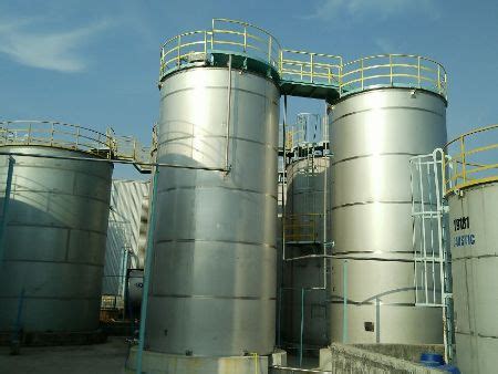 STAINLESS STEEL TANK FABRICATION - Công Ty TNHH Cơ Khí Xây Dựng Và ...