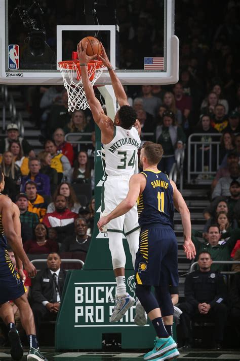 PHOTO RECAP: Bucks 117 - Pacers 89 | 12.22.19 Photo Gallery | NBA.com