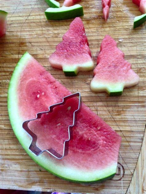 Christmas watermelon | Christmas food, Christmas snacks, Xmas food