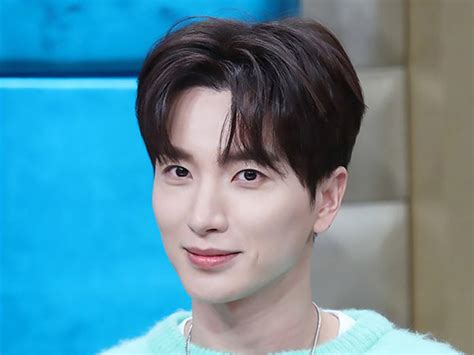 Leeteuk Ungkap 'Guru' Variety Shownya Adalah Sosok Tersembunyi Ini