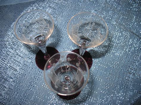 Cordial Set | -Decanter 3.5w x 12.25h -3 Glasses 2w x 4.75h … | Flickr