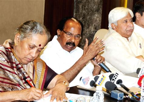 Congress press conference - Veerappa Moily, Margaret Alva, H. K. Patil