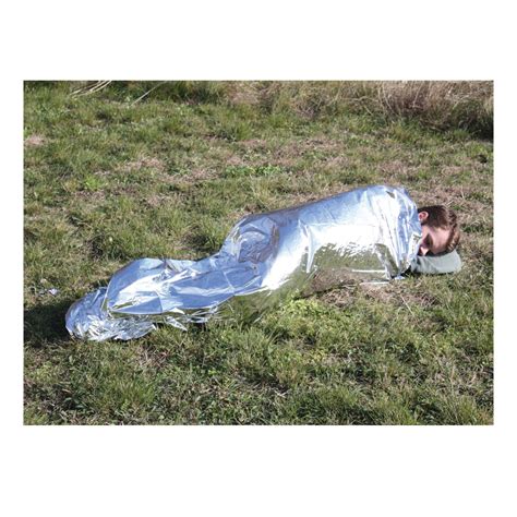 Survival Blanket - Emergency Thermal Blanket - Red Rock Outdoor Gear